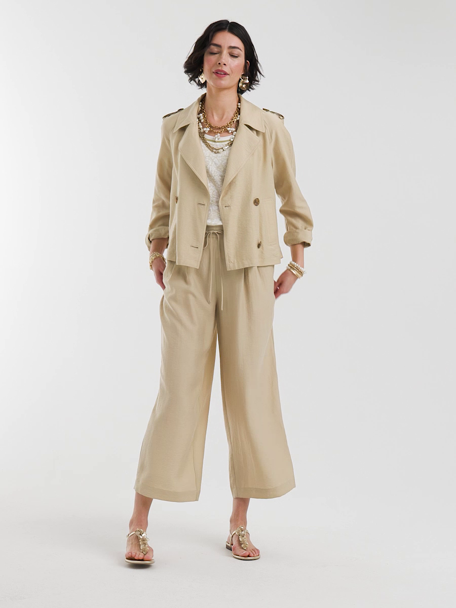 Lightweight Wide Leg Cropped Pants