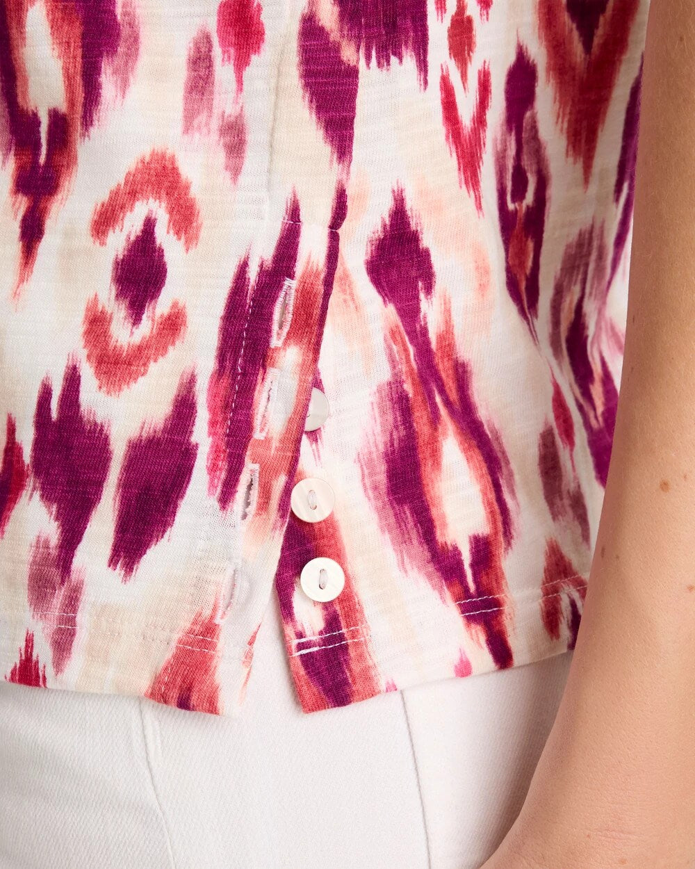 Printed Cotton Slub Scoop Neck Tee