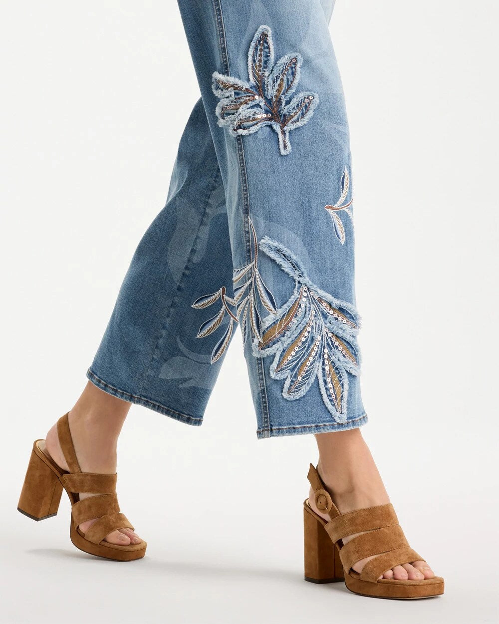 Tropical Embroidery Pull-On Wide Crop Jean