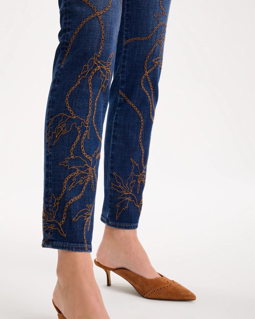 Petite Embellished Pull-On Straight Jeans