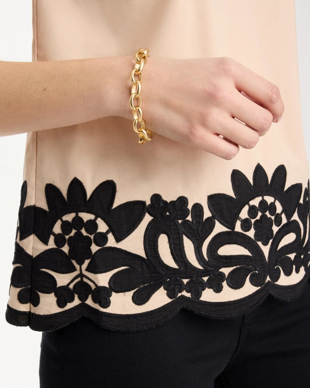 Applique Embellished Sleeveless Top
