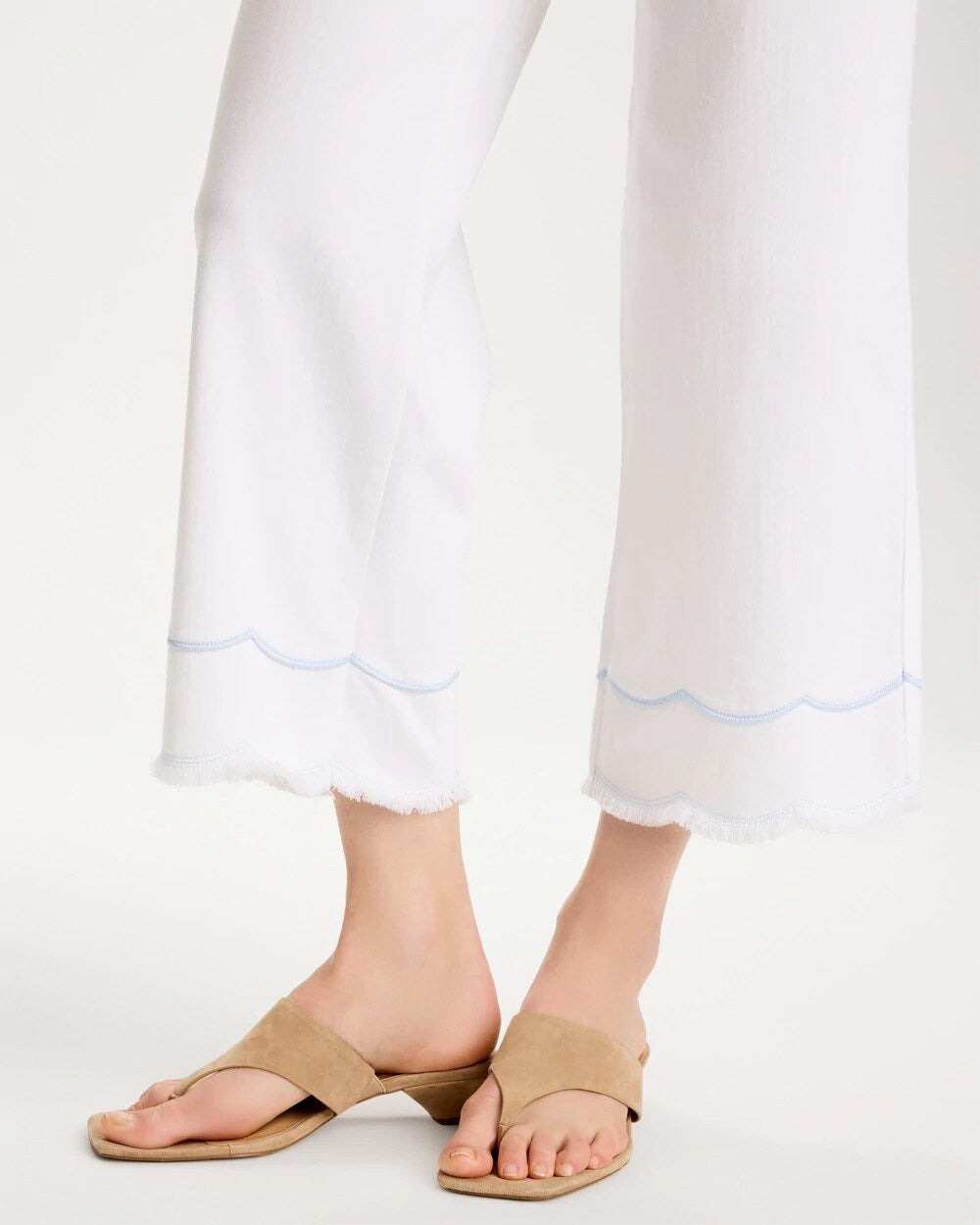 Petite Pull-On Wide-Leg White Crop Jean