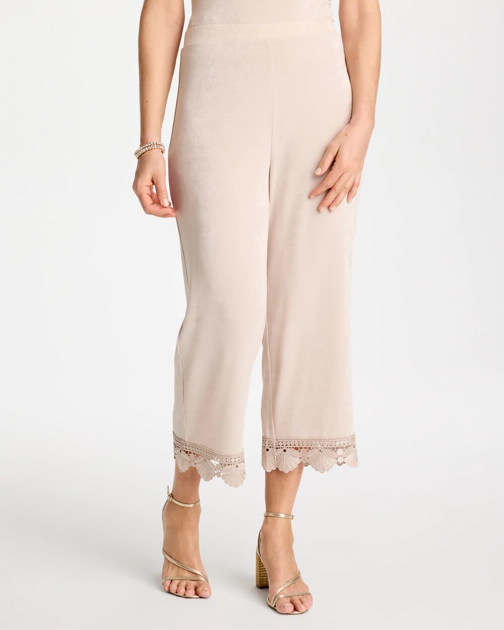 Travelers Lace Trim Cropped Pants
