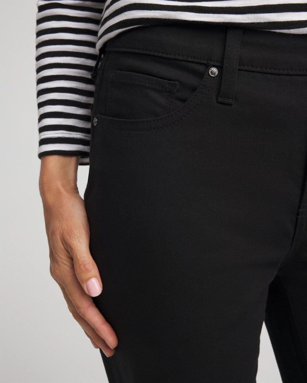 Cropped Girlfriend Kick Flare Jeans