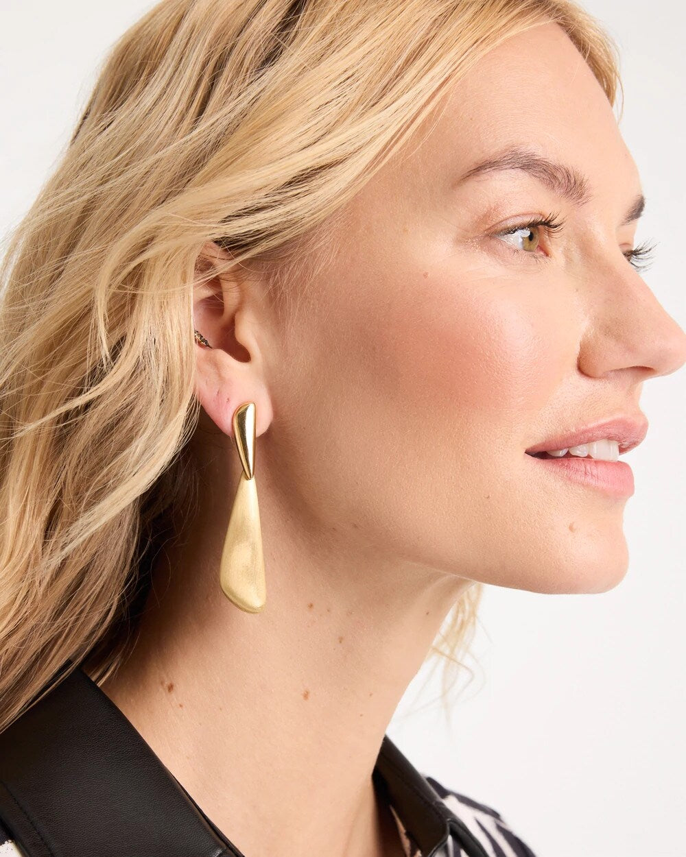 Golden Linear Drop Earrings