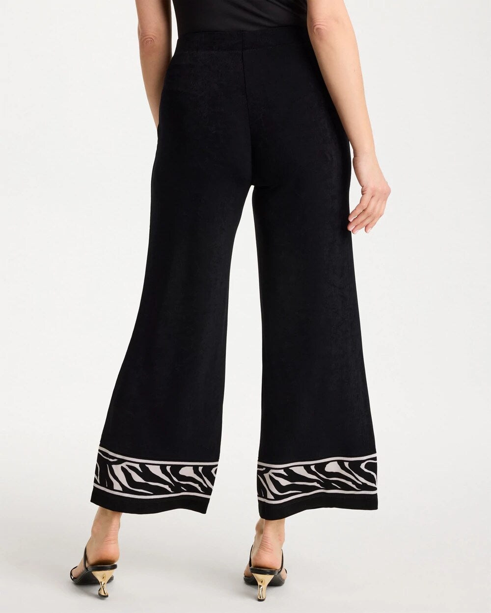 Travelers Abstract Zebra Cropped Pants