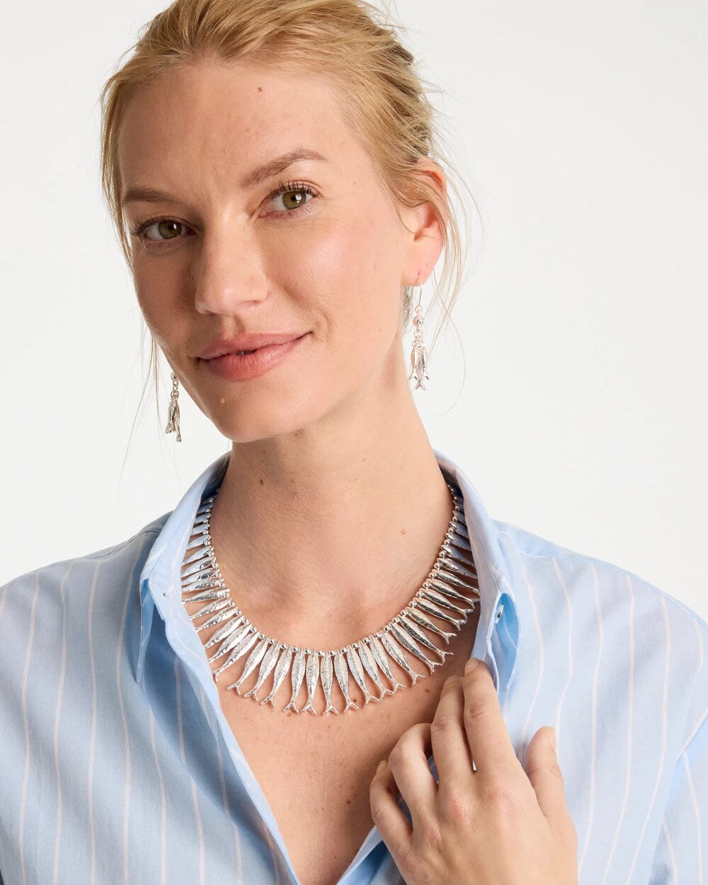 Silvertone Fish Collar Necklace