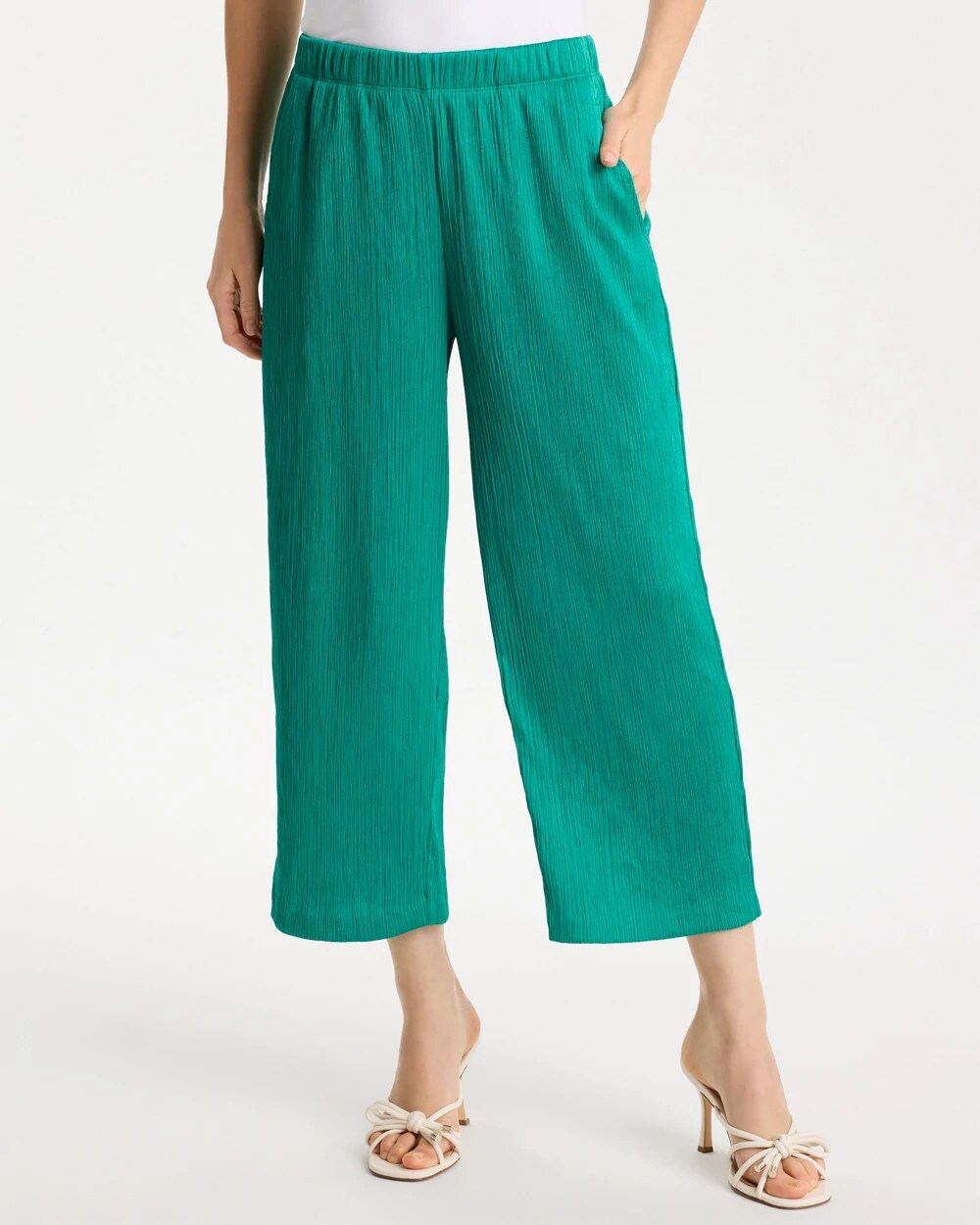 Travelers Crinkle Textured Crop Pants