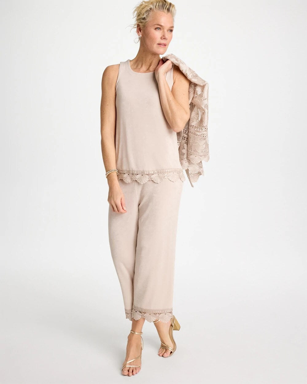 Travelers Scallop Lace Tank