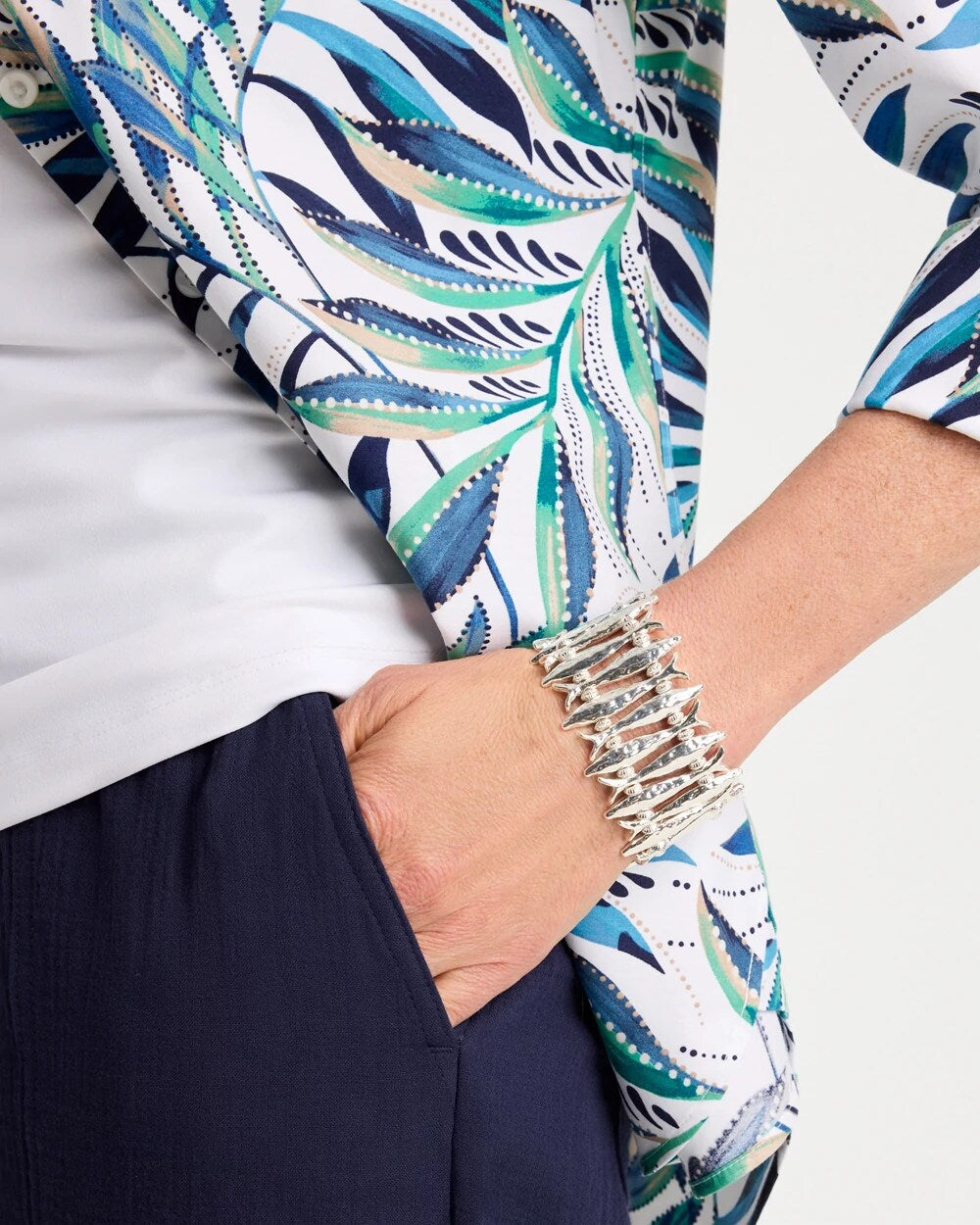 Silvertone Fish Stretch Bracelet