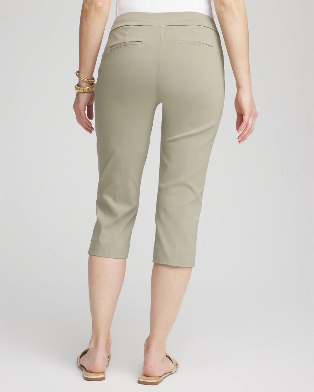 Brigitte Slim Rivet Pull-On Capri Pant