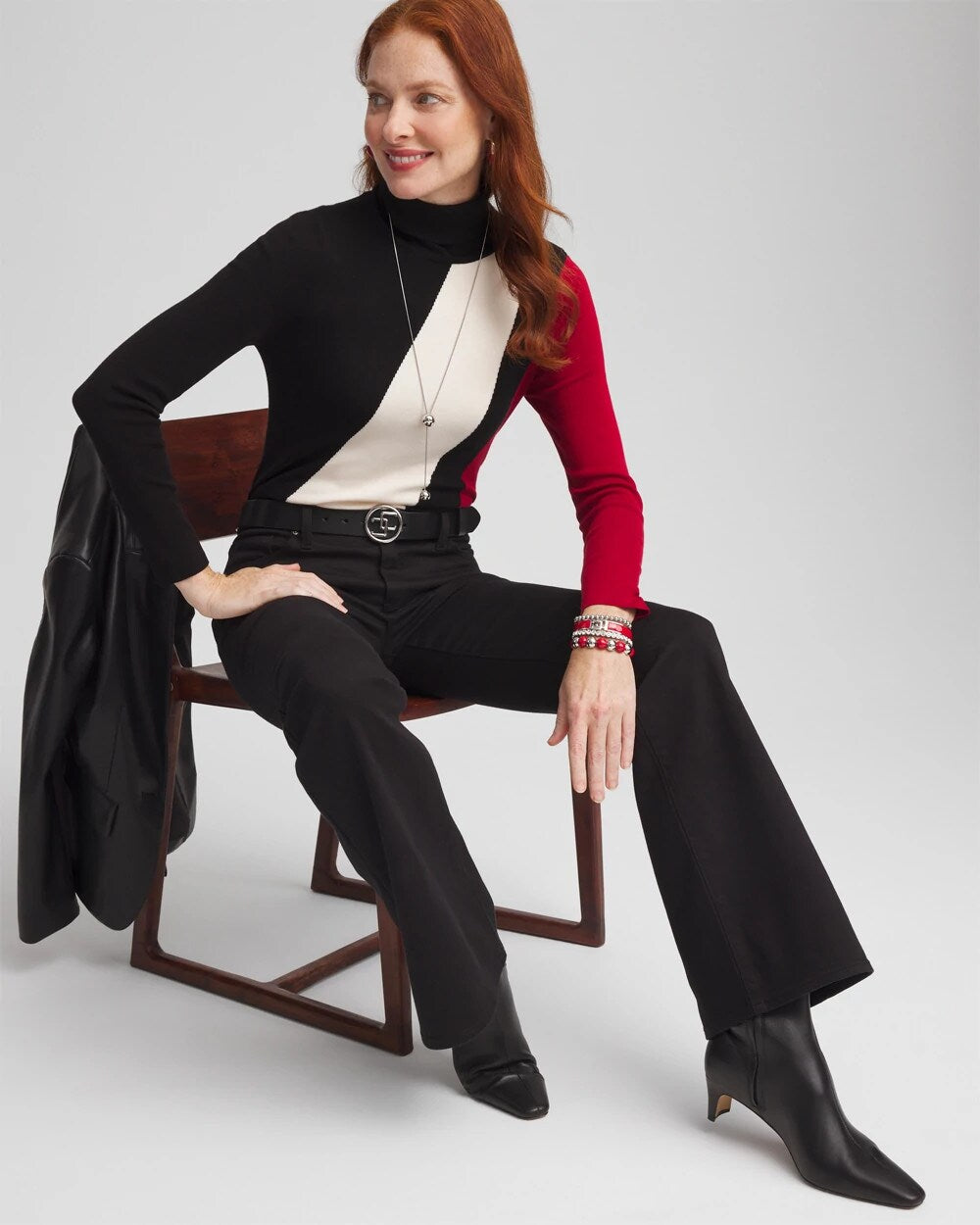 ECOVERO Colorblock Turtleneck Sweater