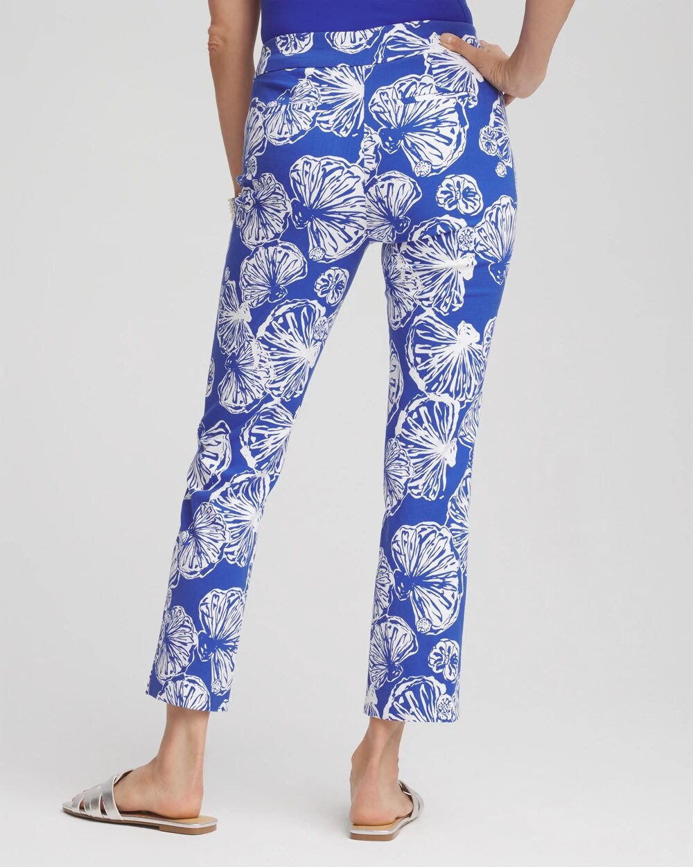 Brigitte Seashell Pull-On Cropped Pants