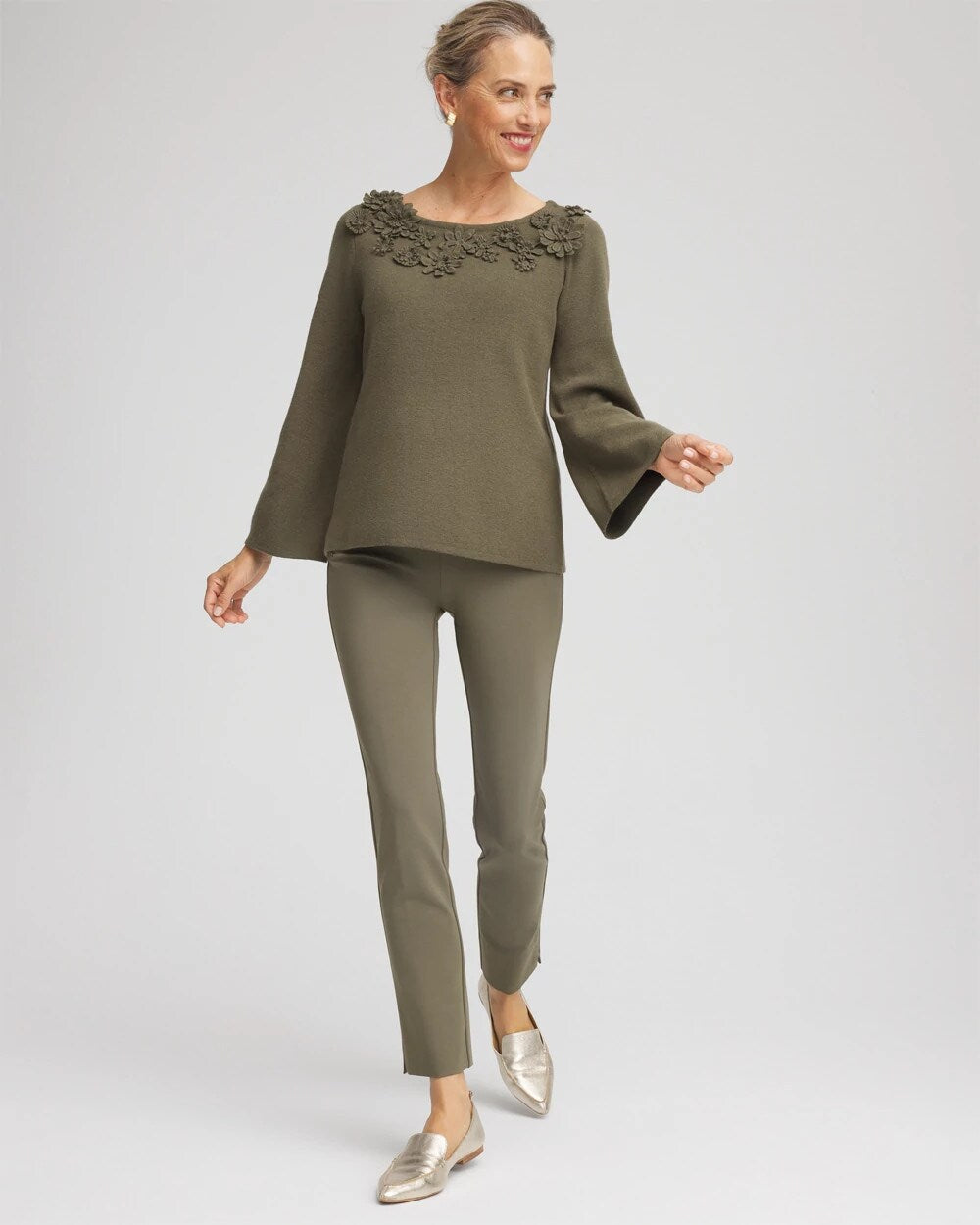 Appliqu¨¦ Flared-Sleeve Sweater