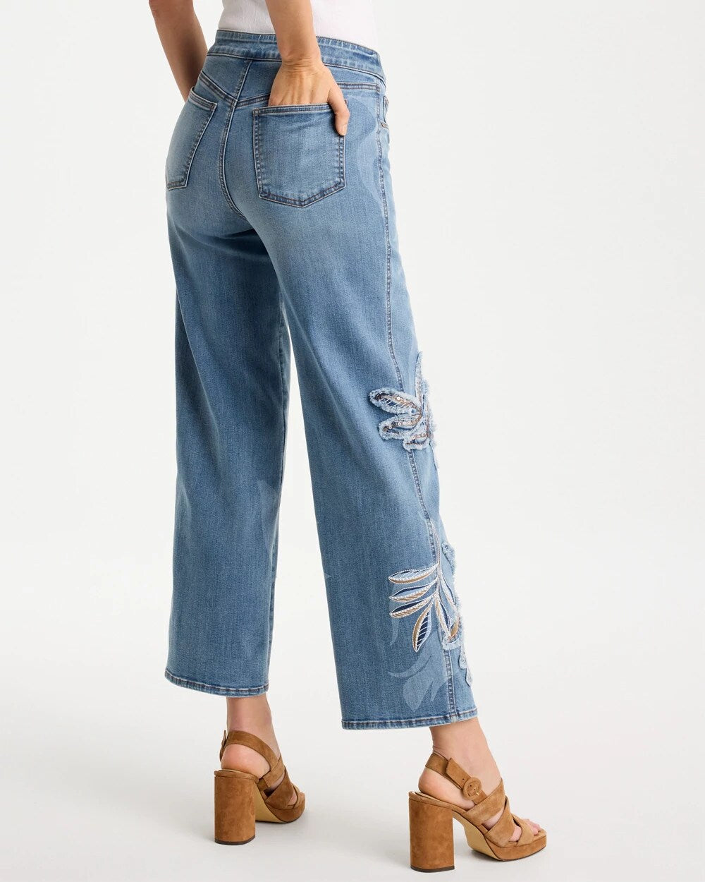 Tropical Embroidery Pull-On Wide Crop Jean