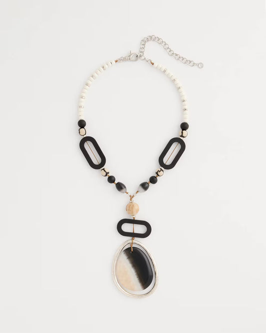 Agate Wood Pendant Necklace
