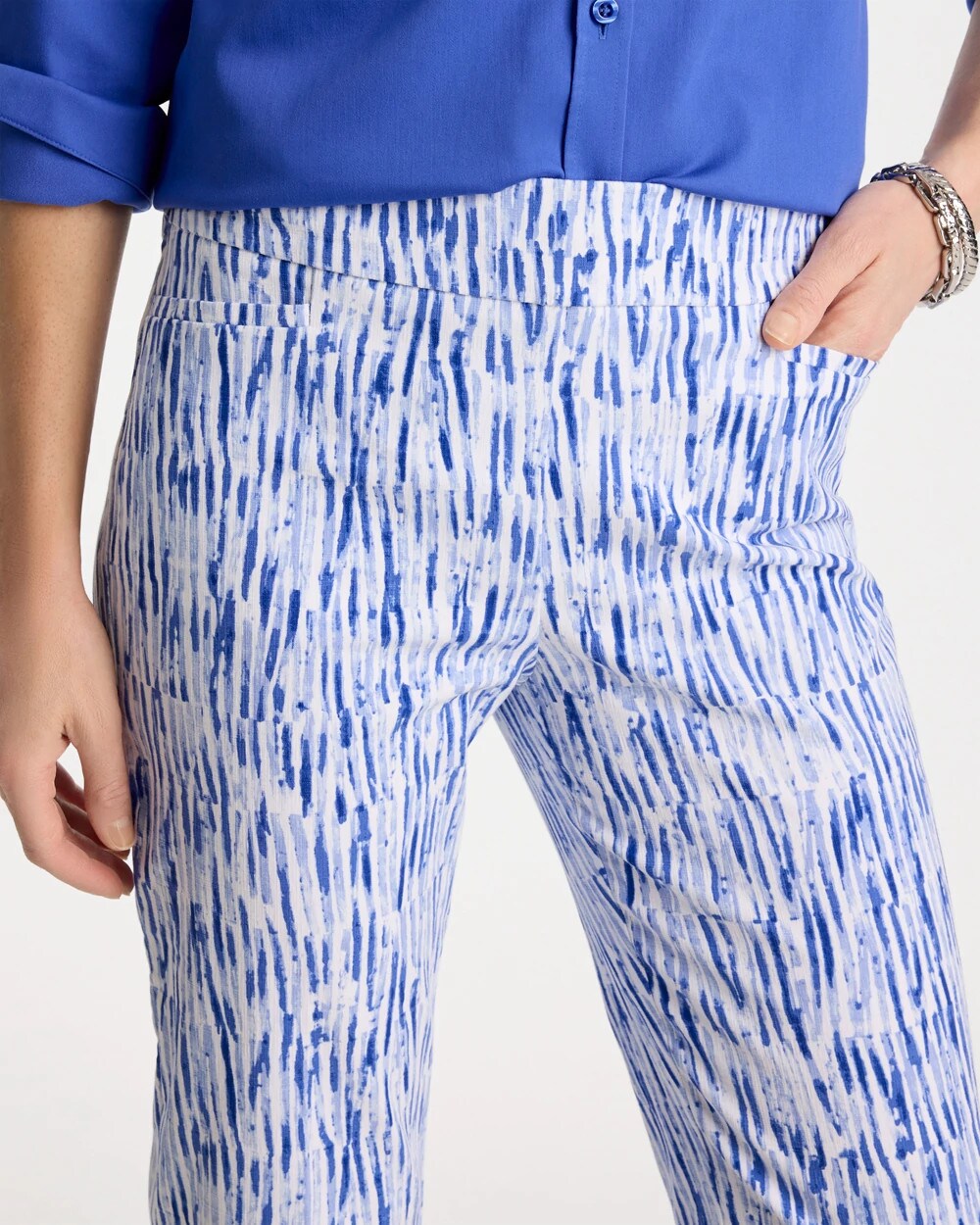 Brigitte Slim Infinite Lines Capri Pants