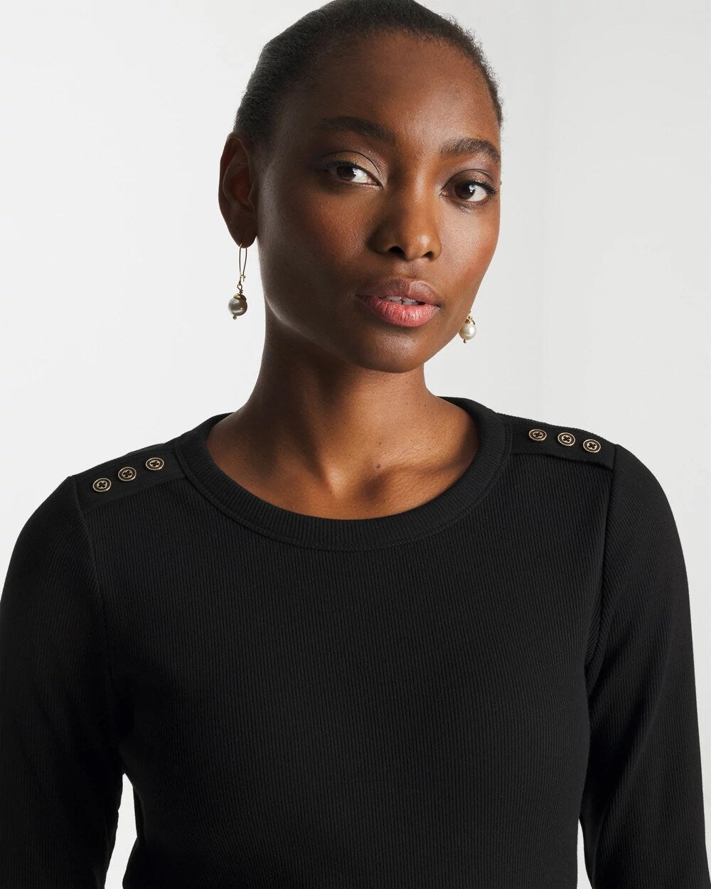 Ribbed Button Crewneck Tee