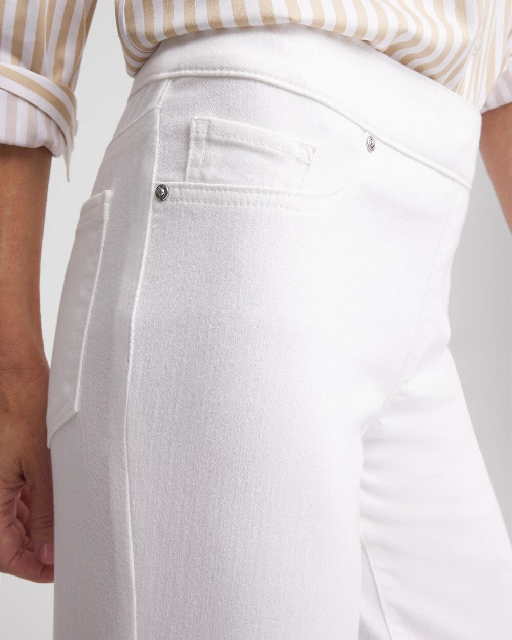 No Stain Pull-On Straight Cropped Jeans